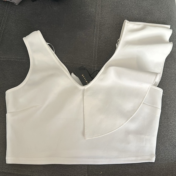 Flare shoulder crop top - Picture 2 of 4